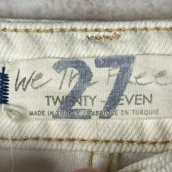 We the Free People Sz 27 Off White Wide Leg Cropped Jeans Distressed Button Fly - Picture 2 of 9